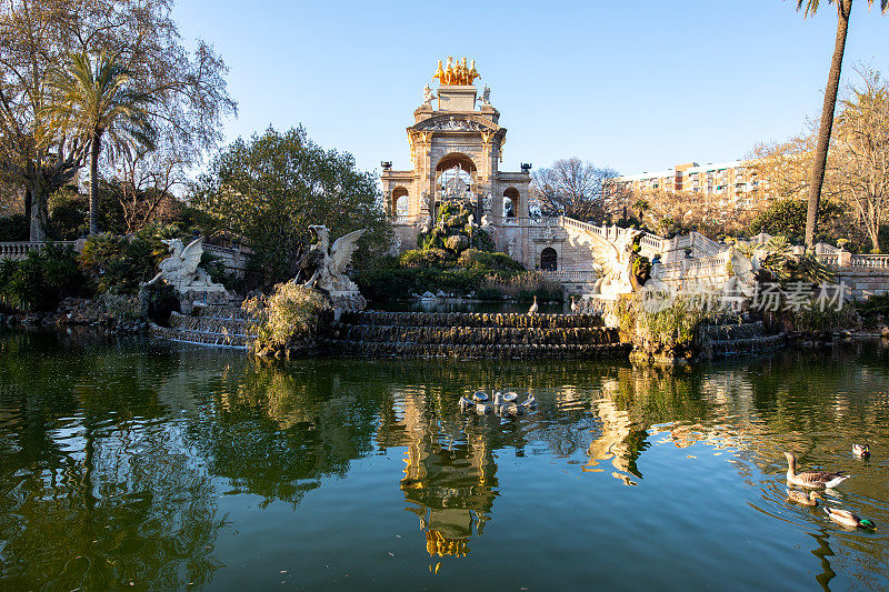 西班牙巴塞罗那la ciutdelle公园喷泉